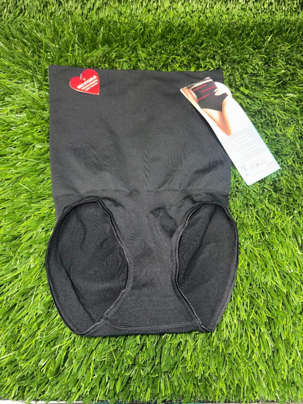 ASSETS BY SPANX SHAPING HIGH WAIST PANTY SZ SMALL